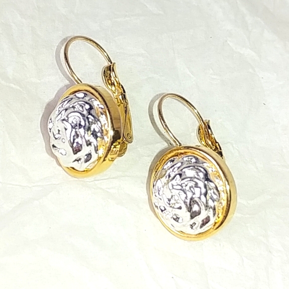 🦋 LIZ CLAIBORNE TWO-TONE LEVERBACK EARRINGS - Picture 5 of 5